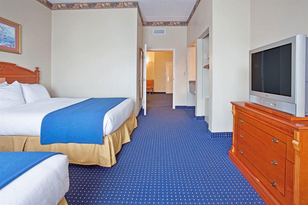 Savannah Gateway Hotel & Suites Georgetown Zimmer foto
